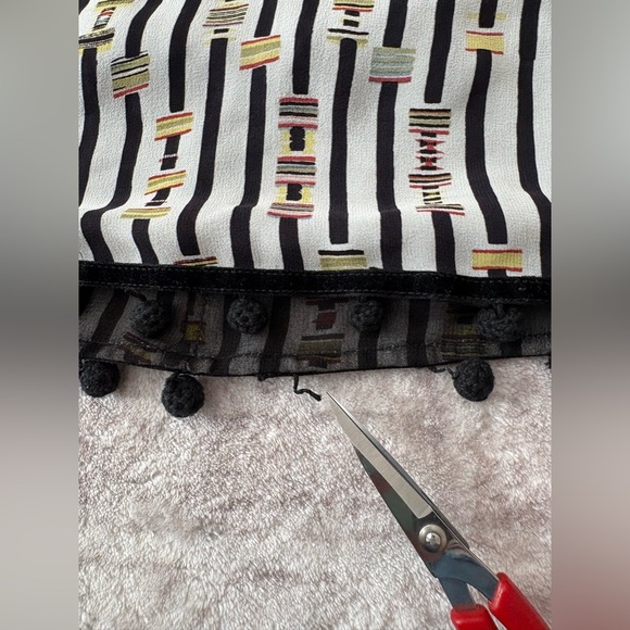 Talitha Silk Tunic Top Blouse Tassels Pom Pom Large - Picture 9 of 13